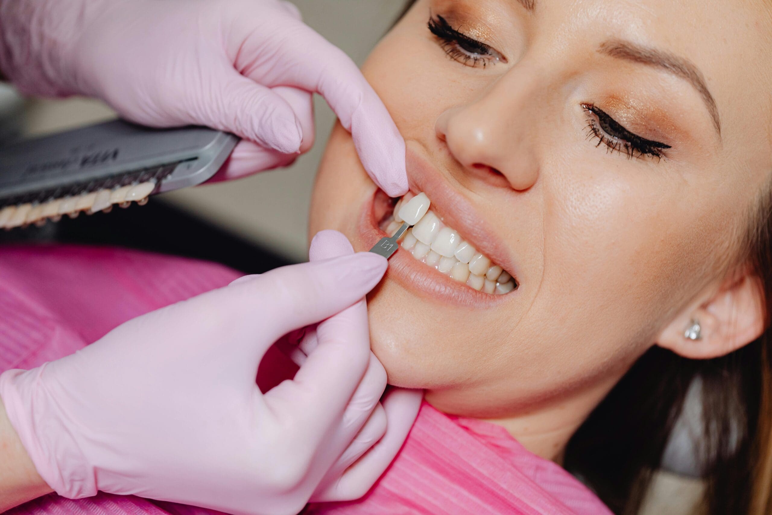 Dr. Monica Gobran & Associates pecializing in Implants, Invisalign, and Sleep Apnea | Top 5 Common Signs You Need an Emergency Dentist in Worcester 